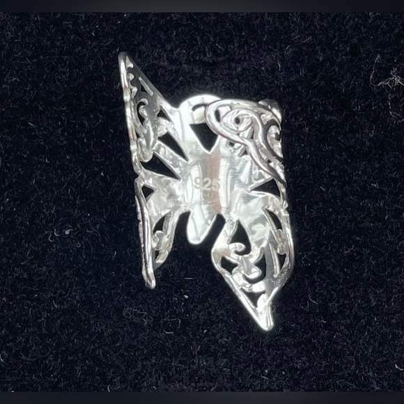 Butterfly Ear Cuff - Picture 2 of 3